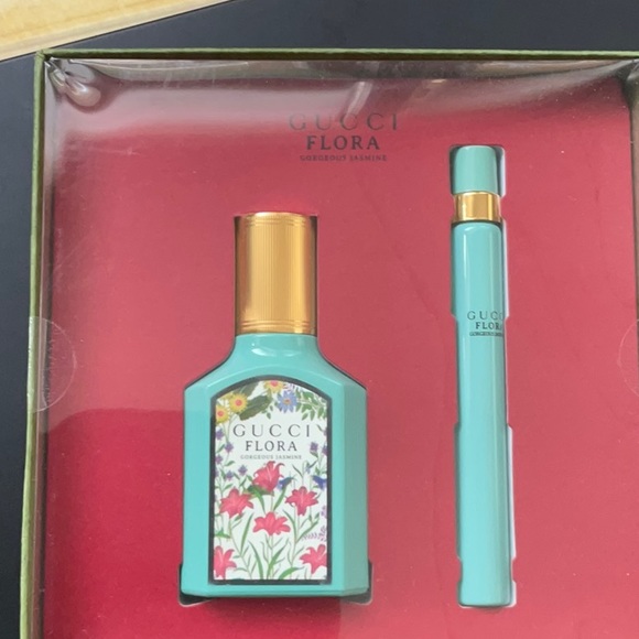 Gucci Bath & Body Gucci Flora Gift Set Poshmark
